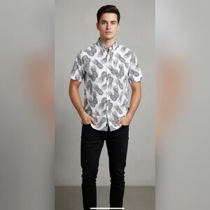 Banana Republic Men’s Short Sleeve Luxe Poplin Organic Cotton Slim Fit Shirt Med